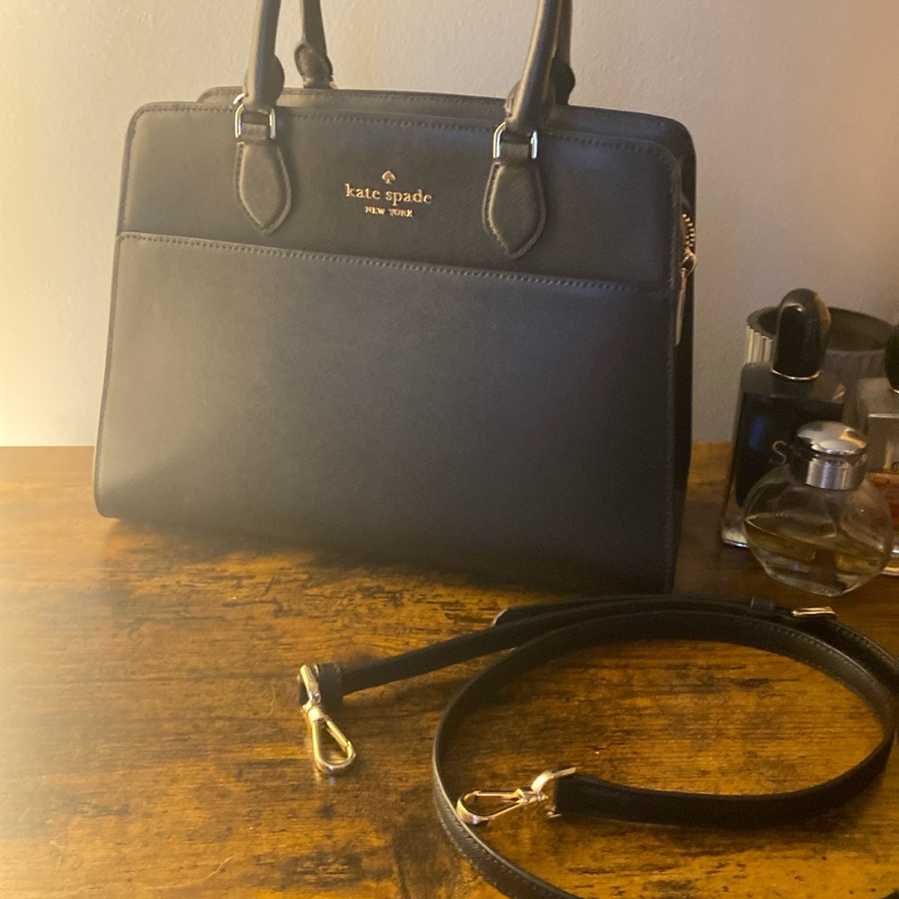 Black Kate Spade M Purse• - Picture 7 of 7